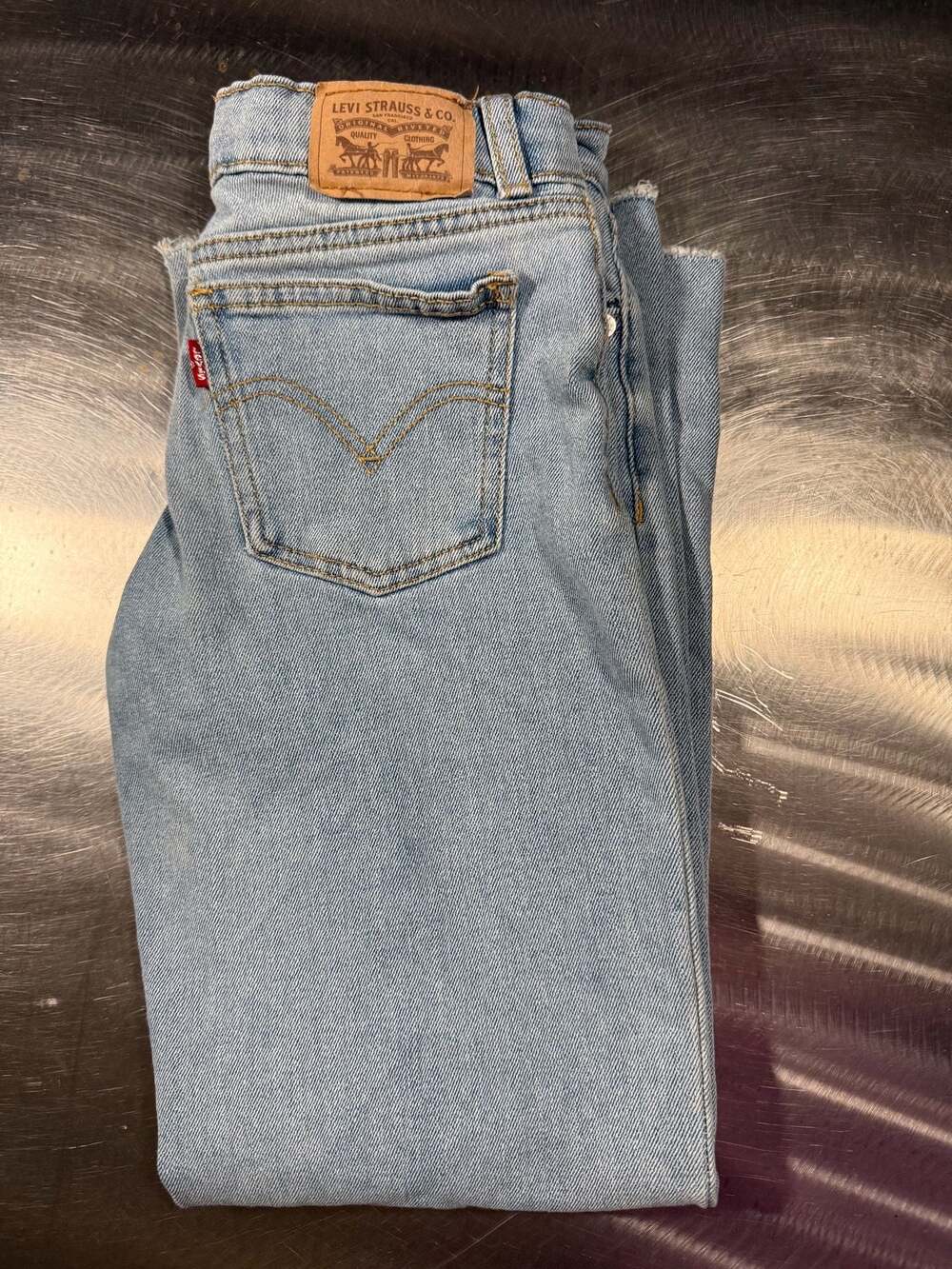 Levi's Girls' Wide Leg Light Wash Distressed Raw Hem Jeans